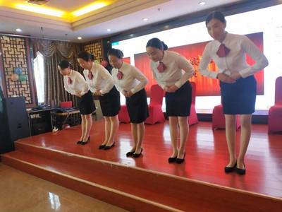 展禮儀風(fēng)采，樹服務(wù)標(biāo)桿——敬業(yè)賓館2020年服務(wù)禮儀風(fēng)采展示大賽圓滿落幕